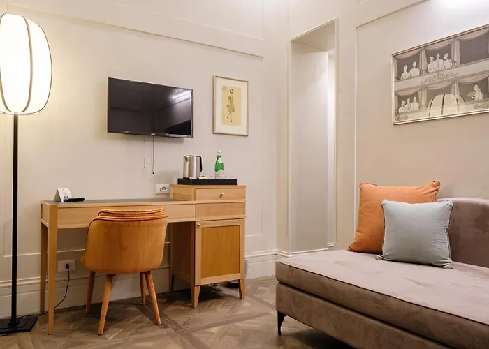 绿宝石酒店 酒店