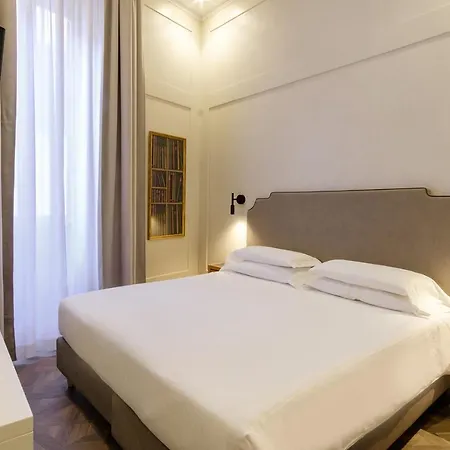 Smeraldo Hotell 3*